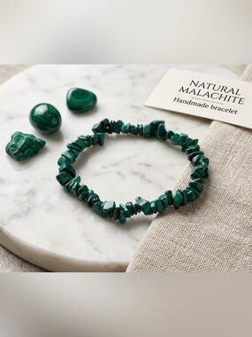 Genuine Malachite Crystal Chip Stretch Bracelet – Healing & Protection Stone